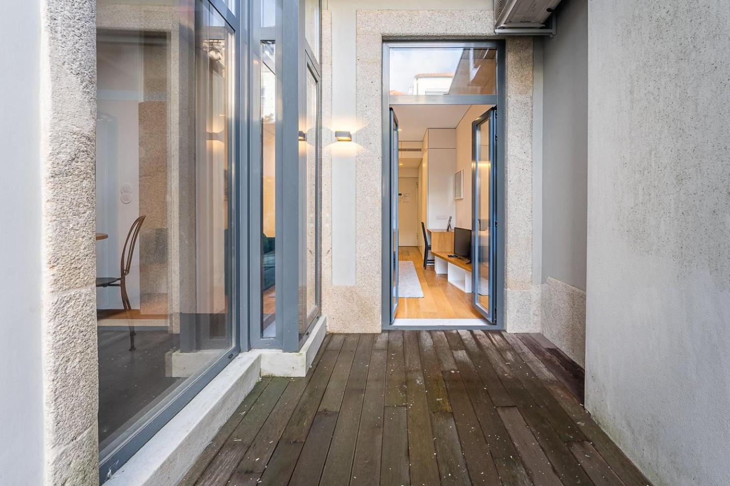 Mompilher Apartments Porto Exterior photo